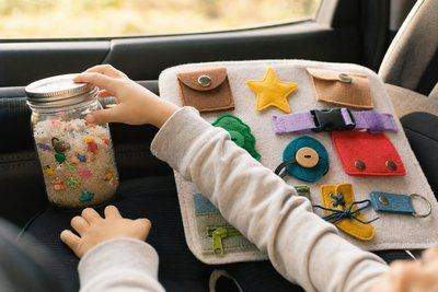 Easy DIY Road Trip Games for Kids That Cost Almost Nothing to Make — AI-generated image