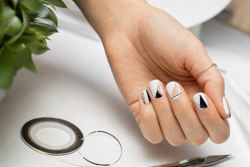 Modern, Simple Geometric Nail Designs (Bold Without the Fuss) — AI-generated image