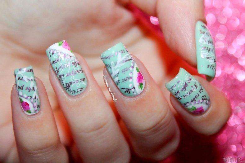 Pretty summer nail design idea