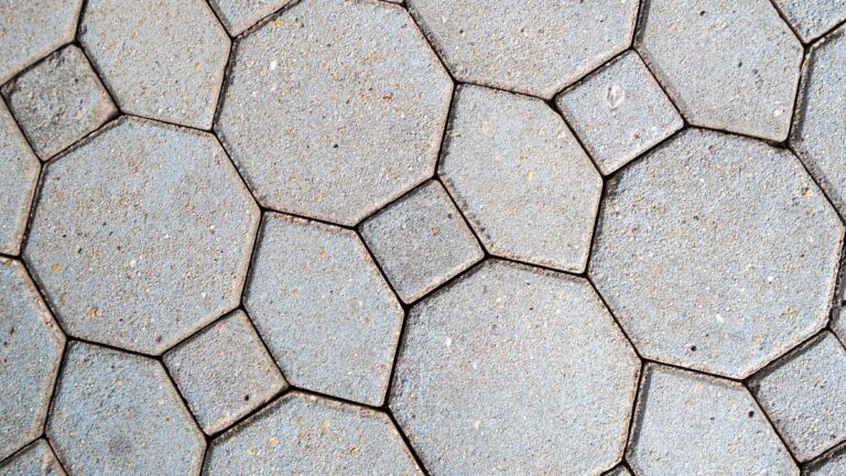 How to Use Reusable Patio Paving Molds